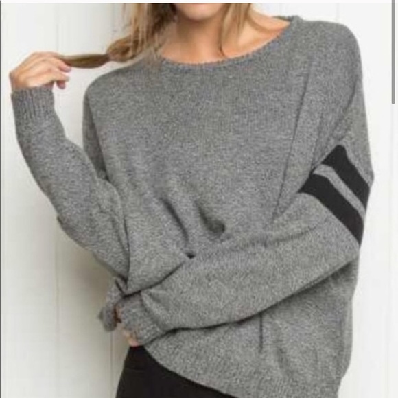 Brandy Melville Sweaters - Brandy Melville Veena Gray Varsity sweater